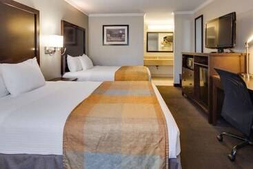 هتل Best Western Clermont