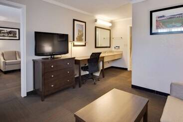 هتل Best Western Clermont