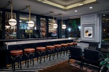 هتل Claridge House
