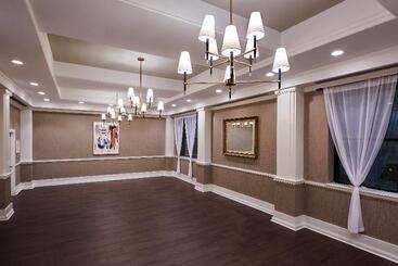 هتل Claridge House