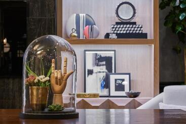 هتل Claridge House