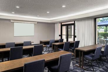 هتل Courtyard Austin South