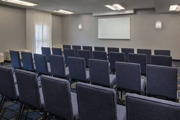 هتل Courtyard By Marriott Baltimore Hunt Valley