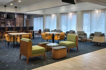 هتل Courtyard By Marriott Baltimore Hunt Valley