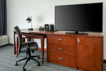 هتل Courtyard By Marriott Baltimore Hunt Valley