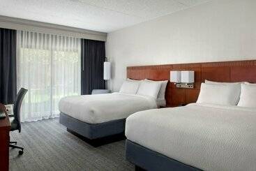 هتل Courtyard By Marriott Baltimore Hunt Valley