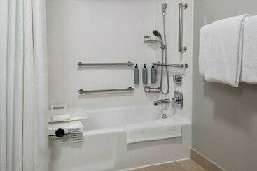 هتل Courtyard By Marriott Baltimore Hunt Valley