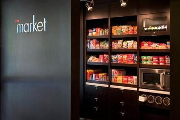 هتل Courtyard By Marriott Boston Norwood/canton