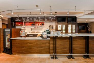 هتل Courtyard By Marriott Orlando Lake Mary North