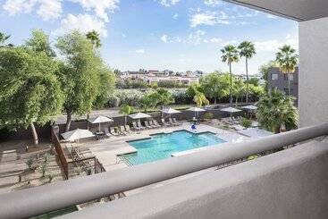 هتل Courtyard Scottsdale North