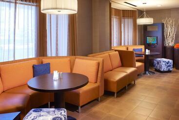 هتل Courtyard Toledo Rossford/perrysburg