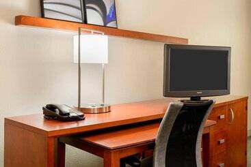 هتل Courtyard By Marriott Gainesville Fl