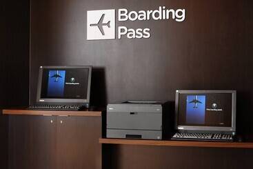 هتل Courtyard By Marriott Houston Hobby Airport