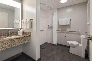 هتل Courtyard La Crosse Downtown/mississippi Riverfront