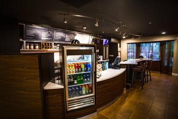هتل Courtyard Memphis East/bill Morris Parkway