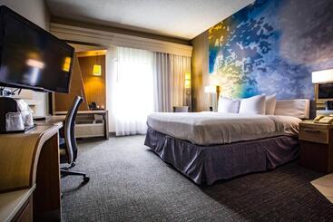 هتل Courtyard Memphis East/bill Morris Parkway