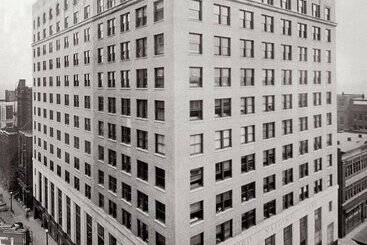 هتل Courtyard By Marriott Nashville Downtown