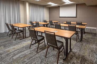 هتل Courtyard By Marriott Nashville Vanderbilt West End