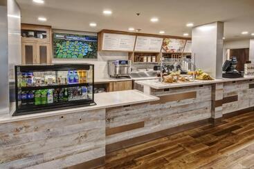 هتل Courtyard By Marriott Nashville Vanderbilt West End