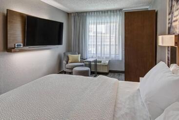 هتل Courtyard By Marriott Nashville Vanderbilt West End