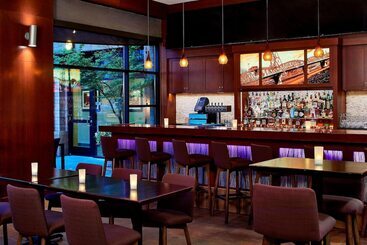 هتل Courtyard Portland Downtown/convention Center