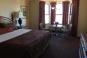 هتل Coventry Motor Inn