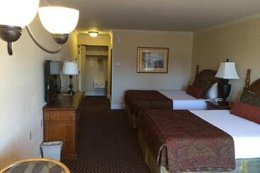 هتل Coventry Motor Inn