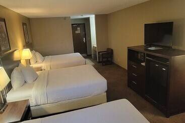 هتل Days Inn By Wyndham Sheridan