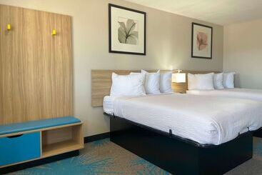 هتل Days Inn By Wyndham Temple