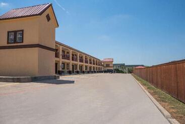هتل Days Inn By Wyndham Temple