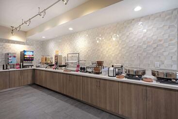 هتل Best Western Plus Fort Worth North