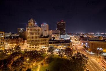 هتل Dayton Vitality