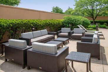 هتل Sonesta Select Allentown Bethlehem Airport
