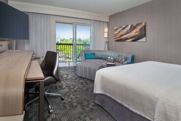 هتل Sonesta Select Allentown Bethlehem Airport