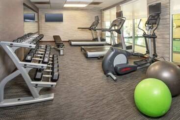 هتل Sonesta Select Allentown Bethlehem Airport