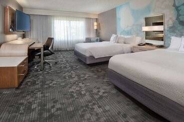 هتل Sonesta Select Allentown Bethlehem Airport