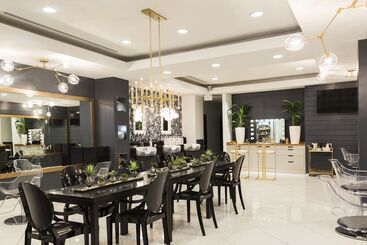 هتل The Charleston Place