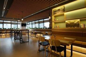 Atour Hotel 2nd Ave Development Zone Tianjin
