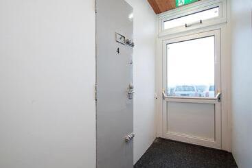 تختخواب و صبحانه Kef Guesthouse By Keflavík Airport