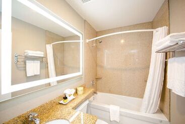 Best Western Barons Hotel & Conference Centre