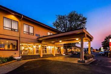 Best Western Barons Hotel & Conference Centre