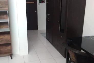 مسافرخانه Co. Living Suite