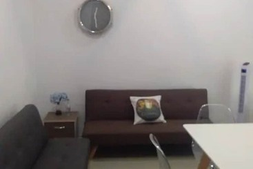 مسافرخانه Co. Living Suite