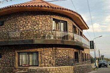 هتل Colonial Tafi Del Valle By Dot Tradition