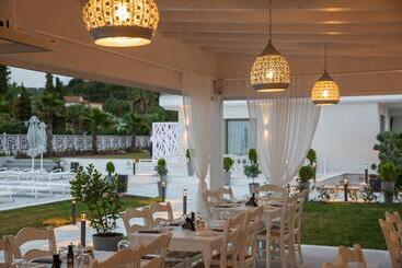 هتل Laguna Resort