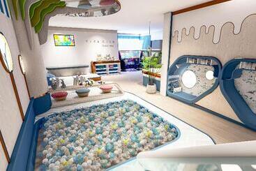 Wyndham Grand Nai Harn Beach Phuket - Phuket Town