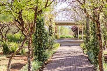پانسیون Mont D Or Monte Bello Estate
