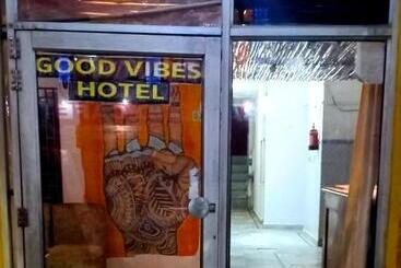 هاستل Good Vibes