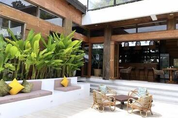 Ahana Resort El Nido