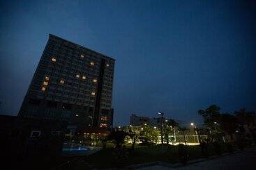 هتل Central